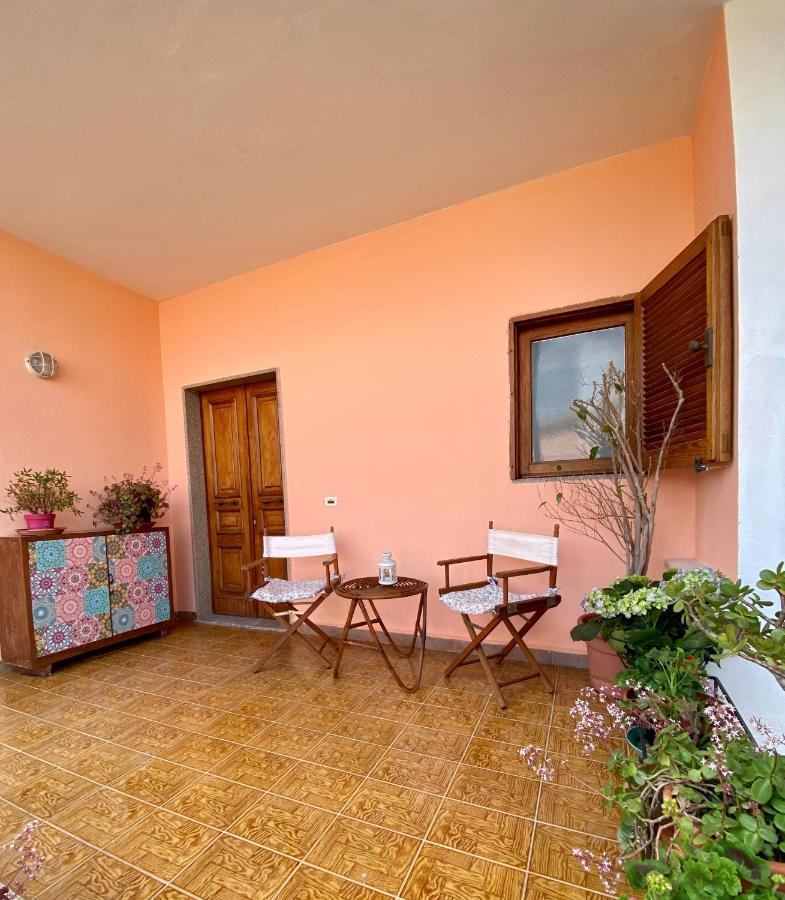 Hotel Casa Dei Giunchi Olbia Exterior foto